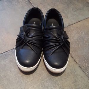 Cloud Walkers by avenue shoes size 10W